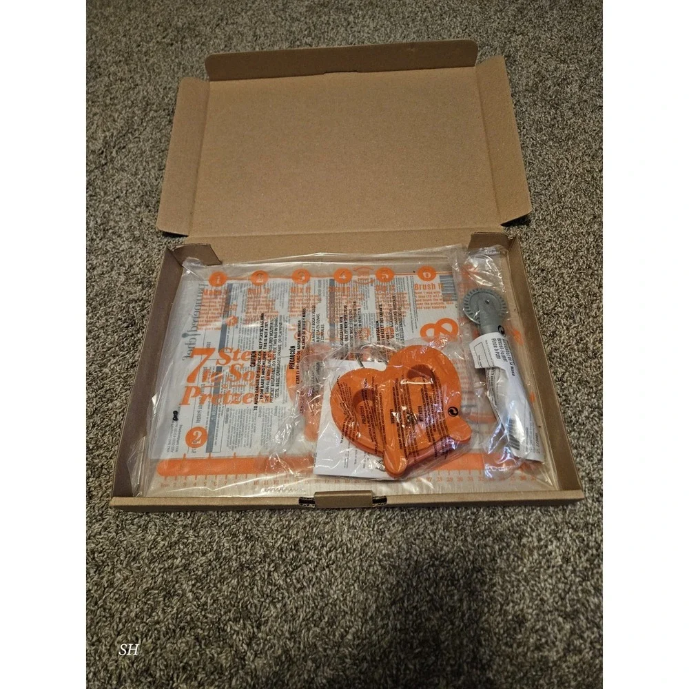 Pampered Chef Ultimate Soft Pretzel Making Set Complete‎ Baking Kit New Open Box